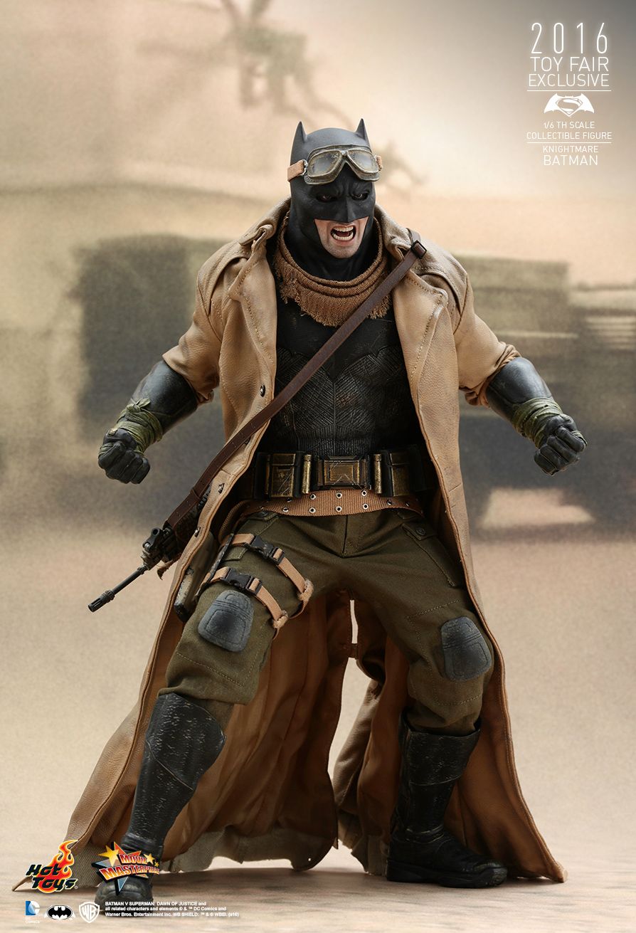 Hot Toys Batman Knightmare y Superman Set Escala 1/6