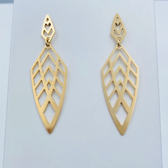 Aretes Largos Modernos Bañados en oro 18K-Dorados