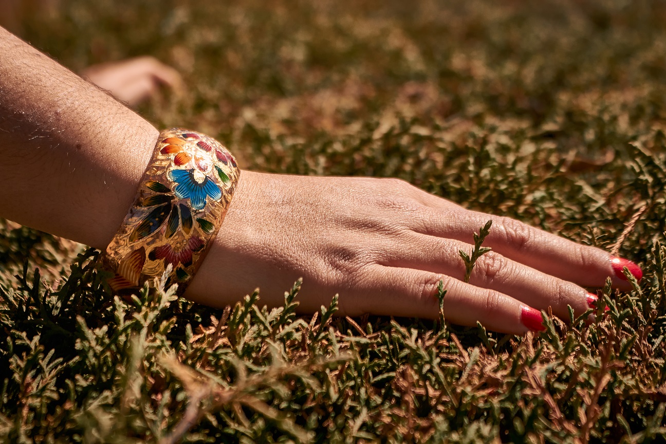 Brazalete o Pulsera de cobre esmaltado. Hecha Artesanalmente.