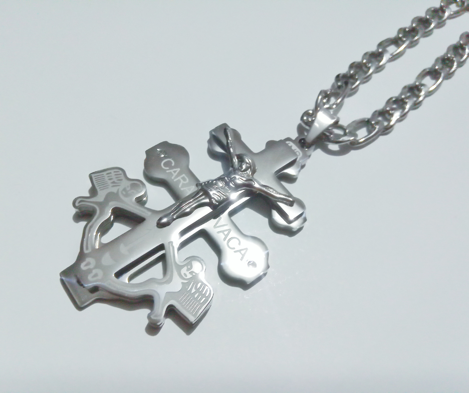 Collar Crucifijo Cristo Cruz De Caravaca Unisex Acero Inoxidable
