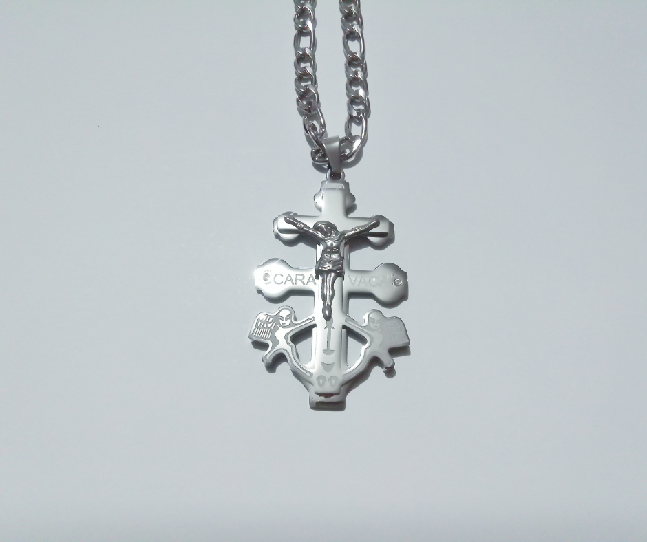 Collar Crucifijo Cristo Cruz De Caravaca Unisex Acero Inoxidable