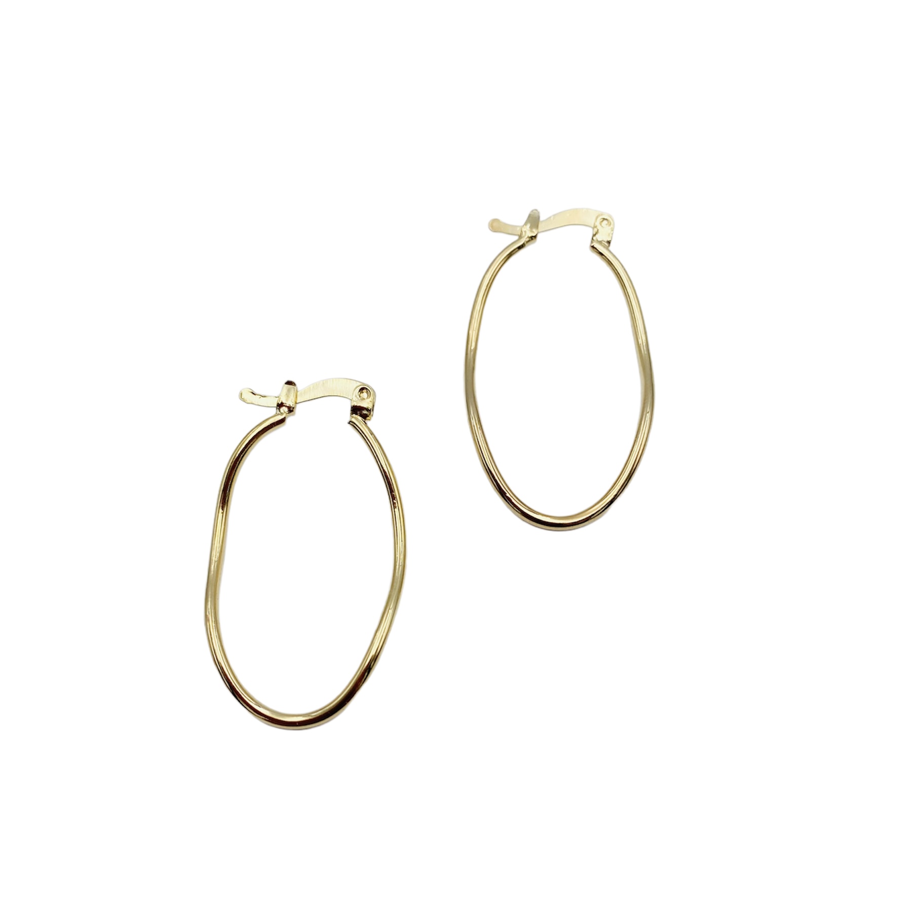 Aretes Arracadas Ovalada- Baño de oro 18k- Aretes dorados- Aretes largos