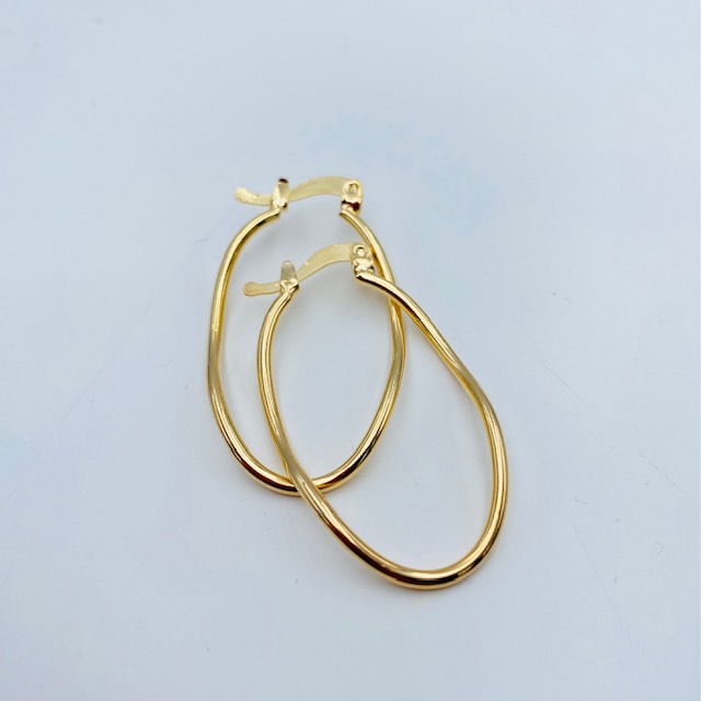 Aretes Arracadas Ovalada- Baño de oro 18k- Aretes dorados- Aretes largos