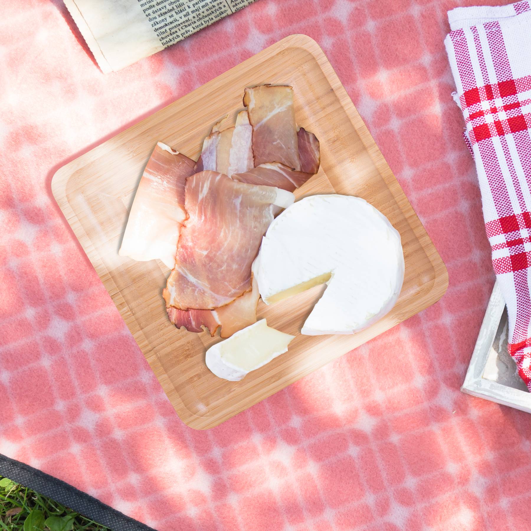 Tabla para quesos de bambú con accesorios Tutti.