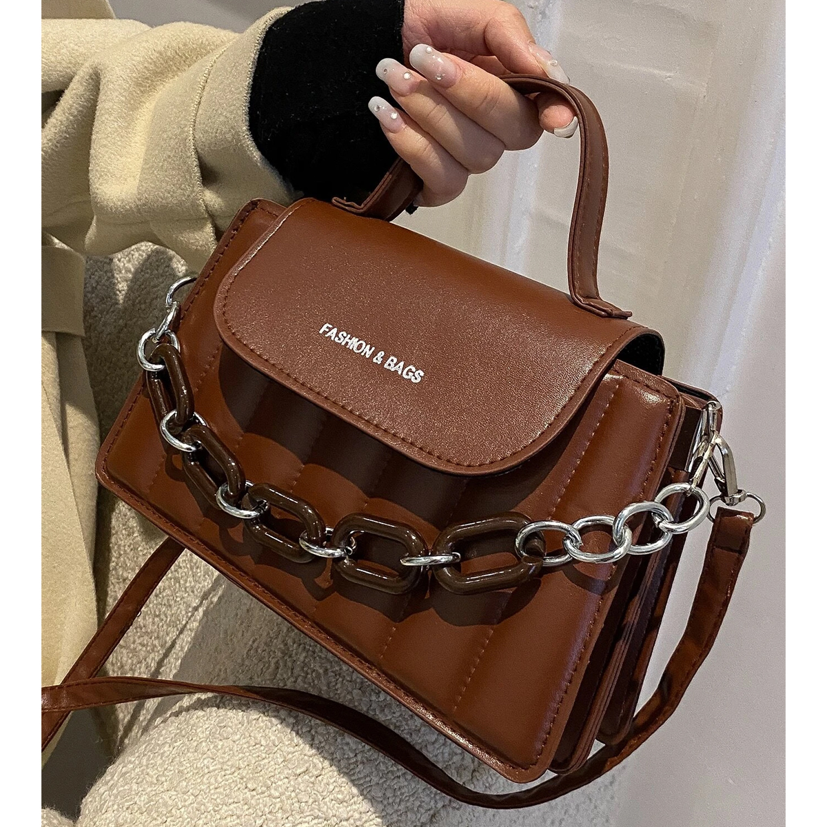 Bolsa de Dama Con Cadena, Cuero sintetico Casual Moderna Color Marron