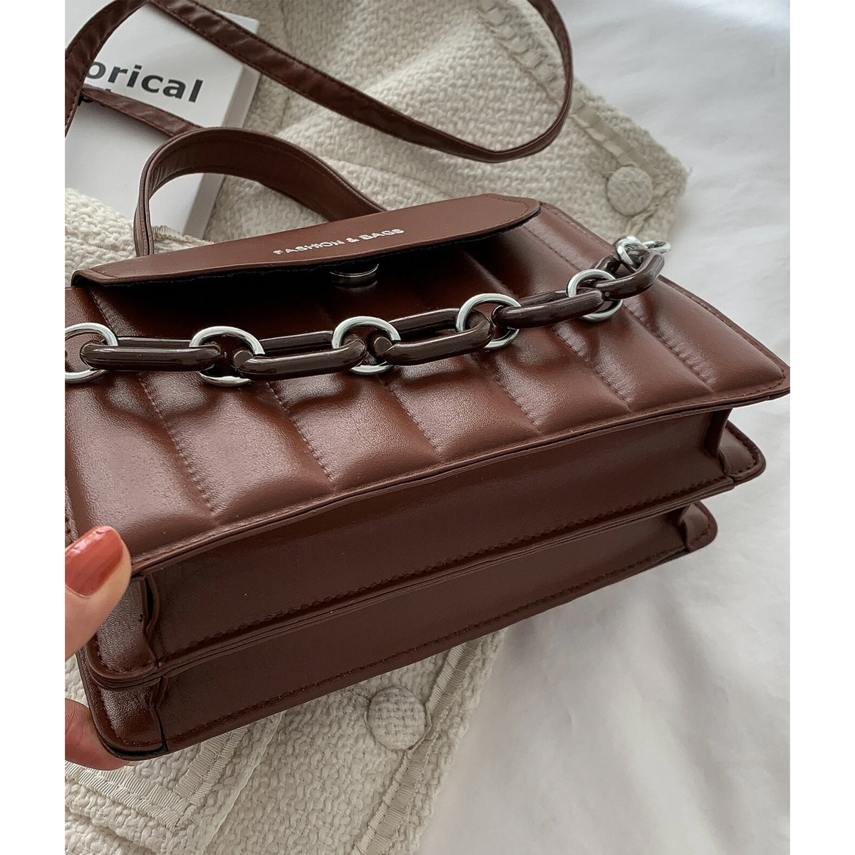 Bolsa de Dama Con Cadena, Cuero sintetico Casual Moderna Color Marron