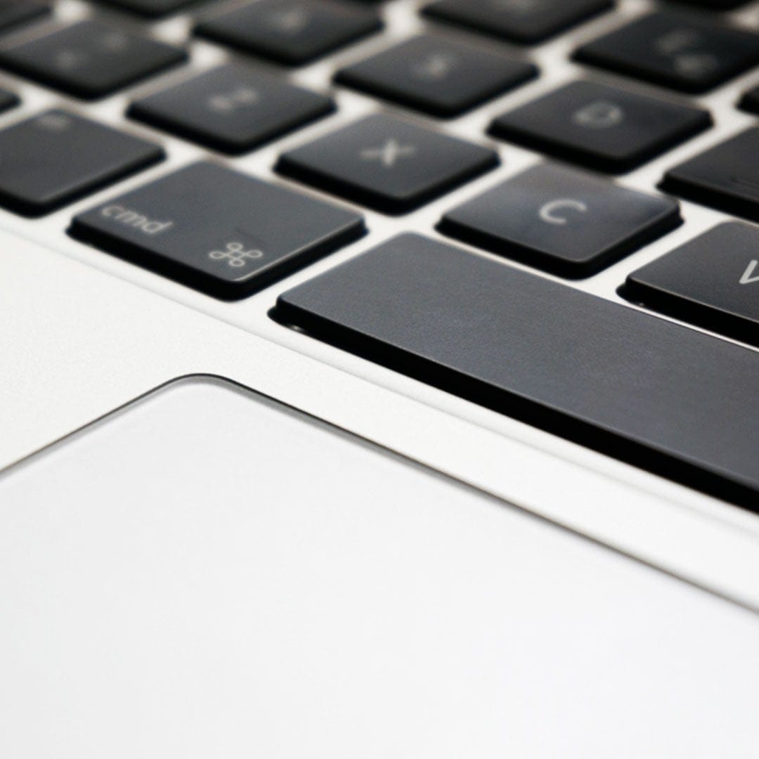 MacBook Pro 13" 2012 (A1278) Core i5 / 4GB Ram / 500GB HDD (Reacondicionado Grado A)