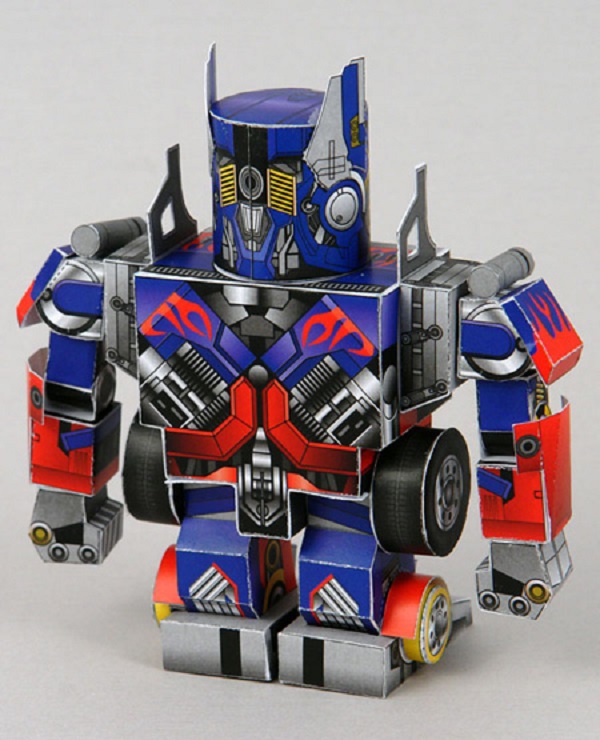 Optimus Prime Deformer Papercraft