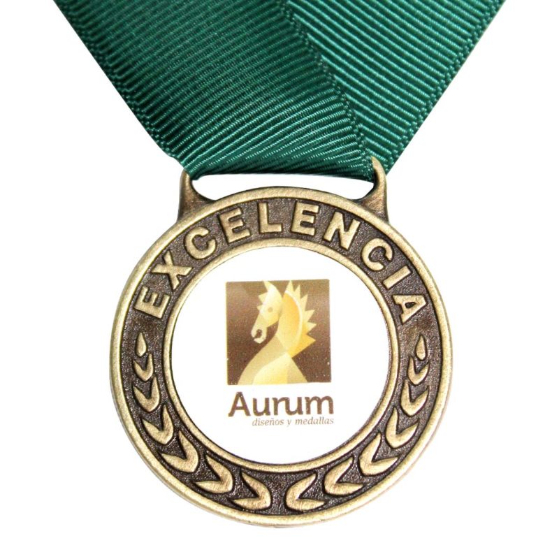 Medalla de Excelencia en forma Redonda con Estrella Personalizable para niños 4cm de diámetro Oro Antiguo Hecho en México Aurum
