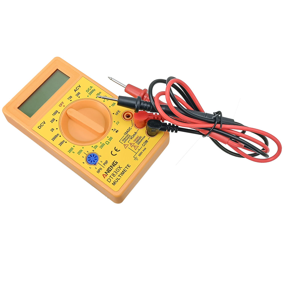 Multimetro Economico de Pequeñas Dimensiones Ligero y Practico de Transportar con Medicion de Voltaje Alterno y Voltaje Directo / Master / DT830B