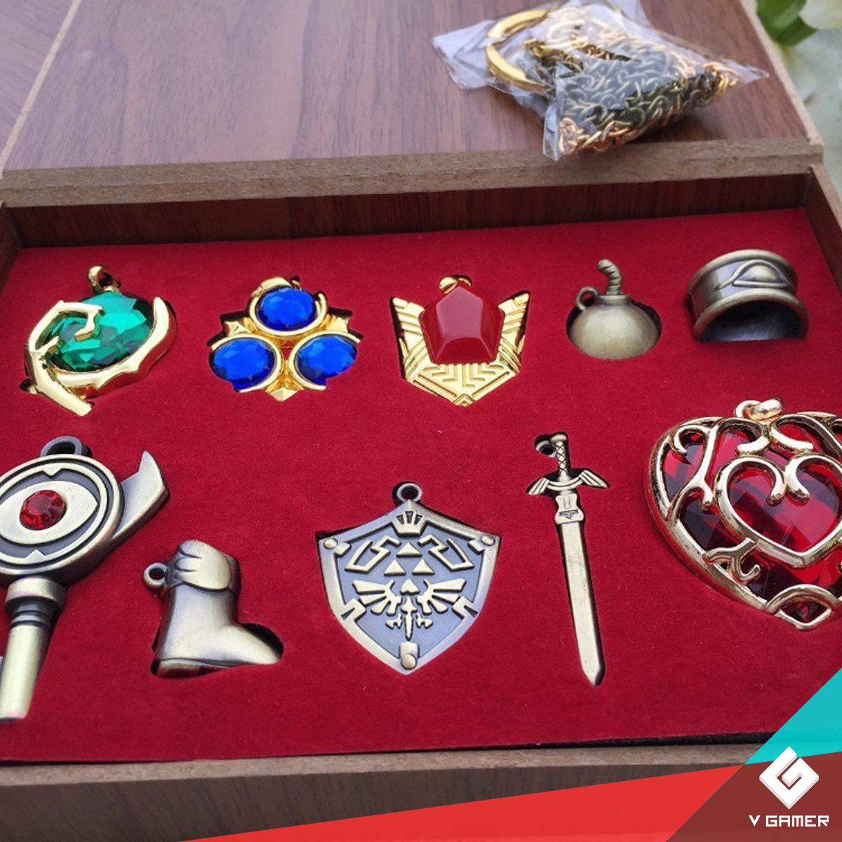 Insignias Leyenda De Zelda Colección Collares Dijes Estuche