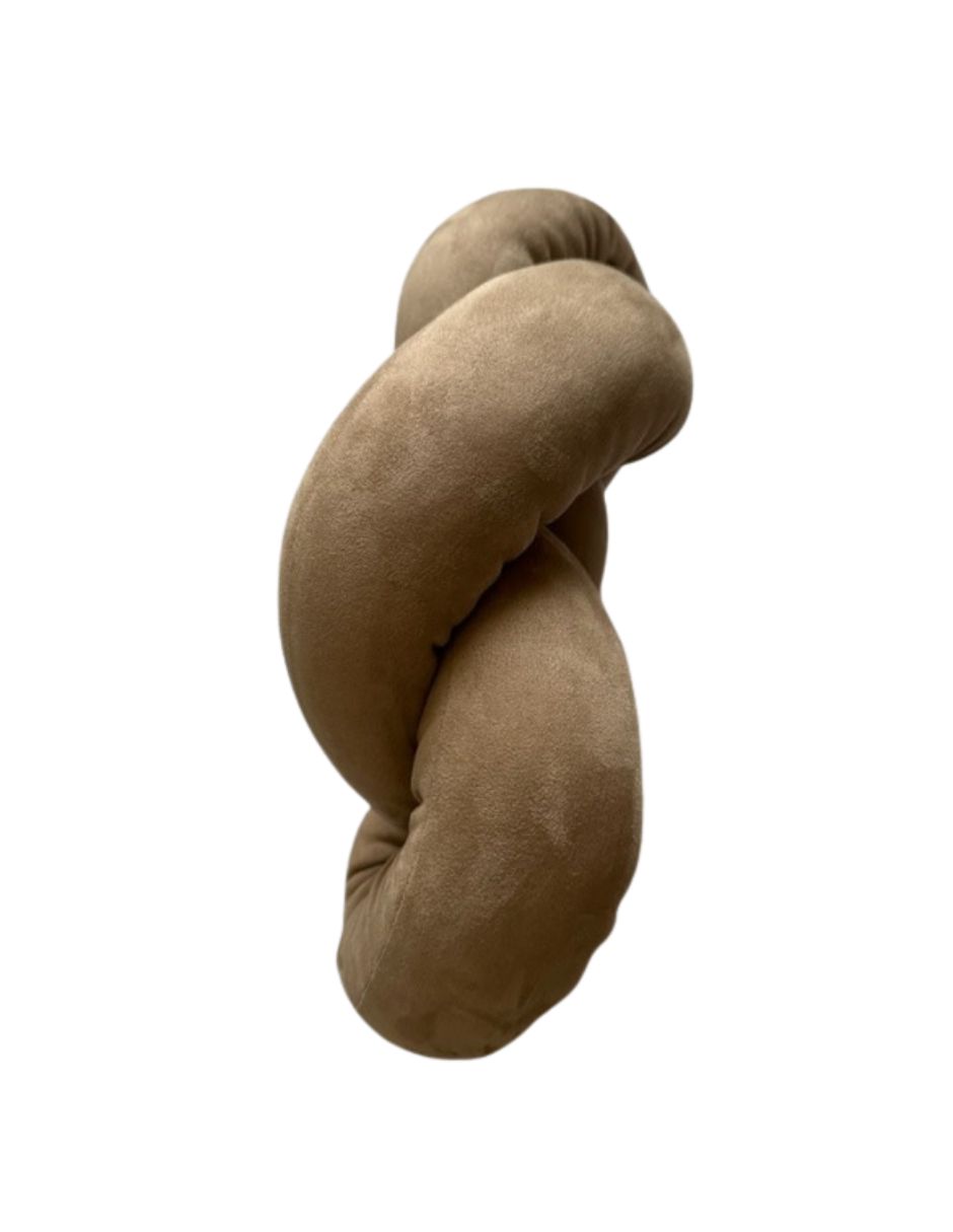 Cojín nudo decorativo para sala o recámara Copo de Luna chico.