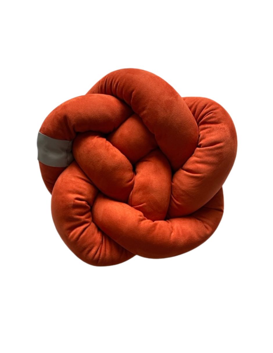 Cojín nudo decorativo para sala o recámara Copo de Luna chico.