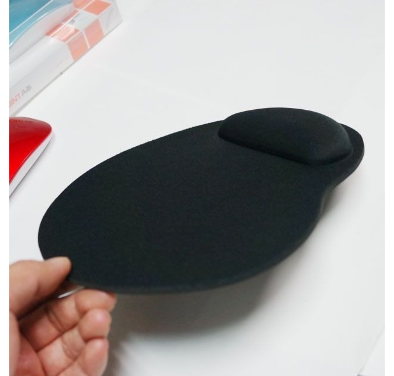 Mouse Pad, PC-041078, Negro, 20,3 cm, Tapete Ergonómico para Mouse de Gel