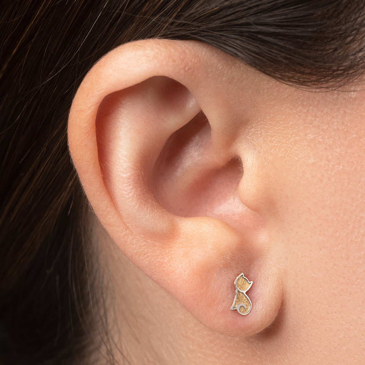 Aretes de oro 14K broquel Gatitos marca GIALLO jewelry joyería mexicana