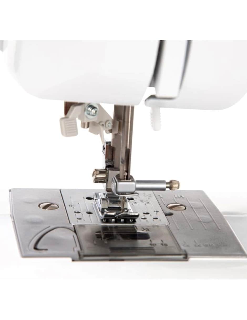 Máquina de Coser Mecánica Semi Profesional Brother BM3700 37 Puntadas con 74 Funciones Costura 750ppm 110V-Blanco