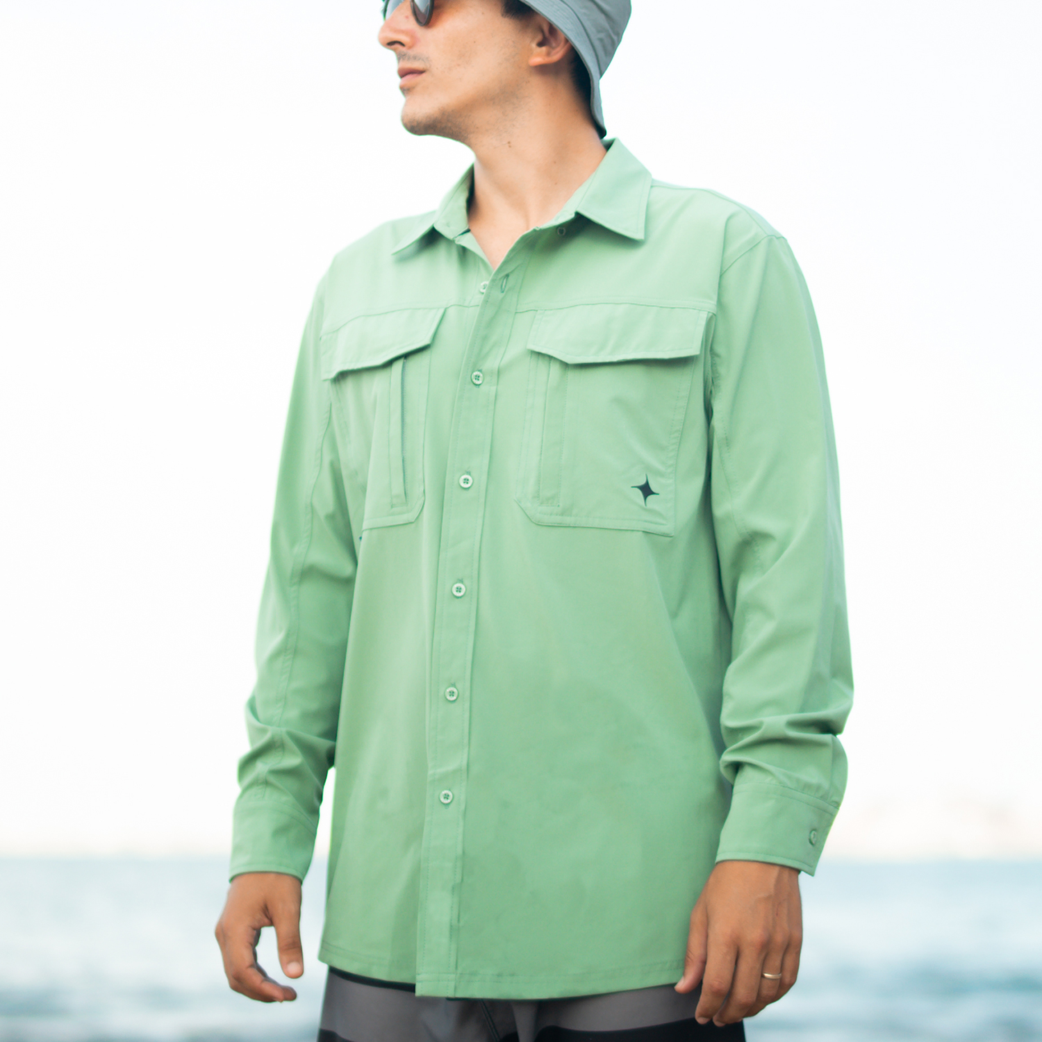 Camisa Outdoor Traveler Manga Larga Color Verde Olivo MAJA para Hombre