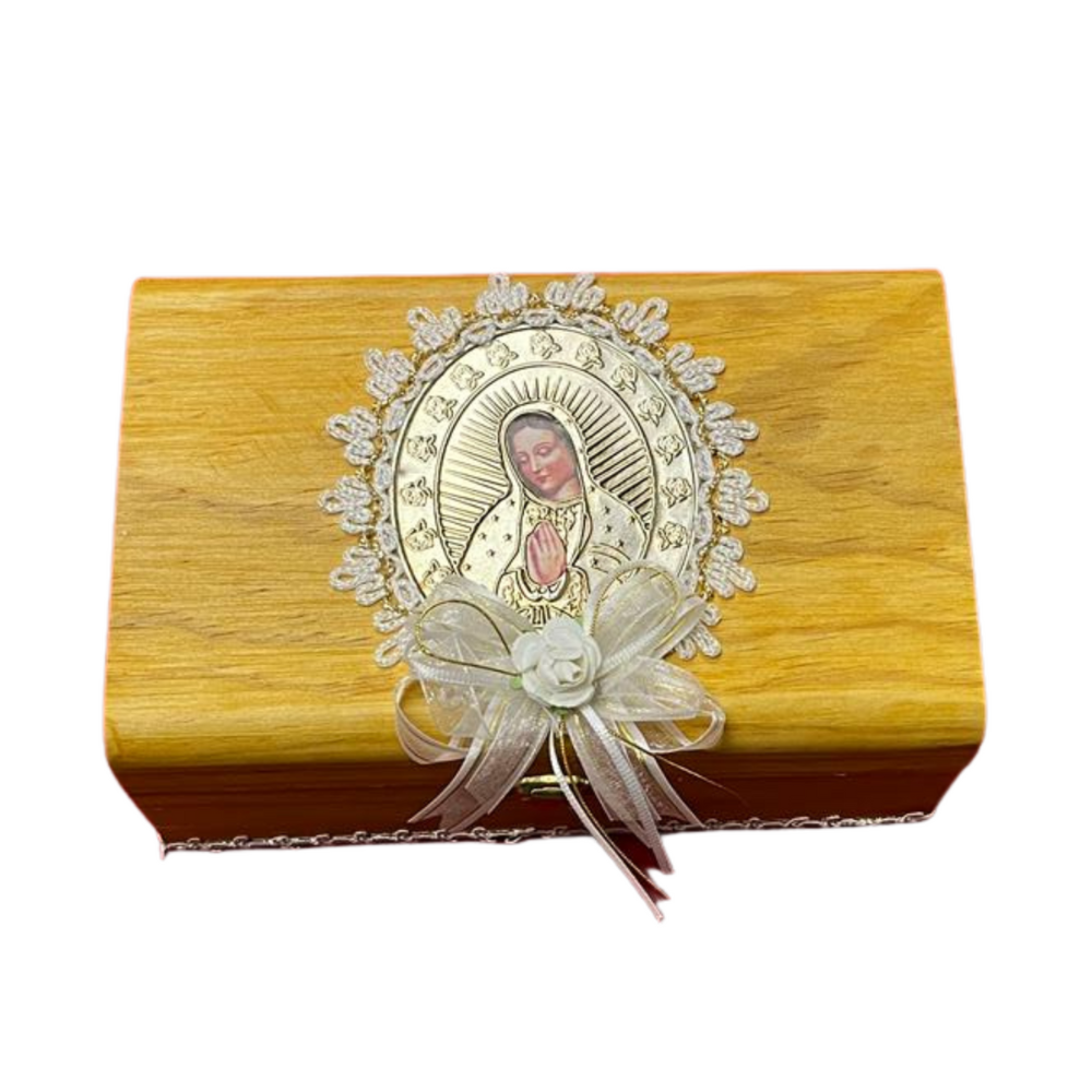 Kit De Bautizo Incluye Toalla, Vela, Concha Y Rosario Virgen