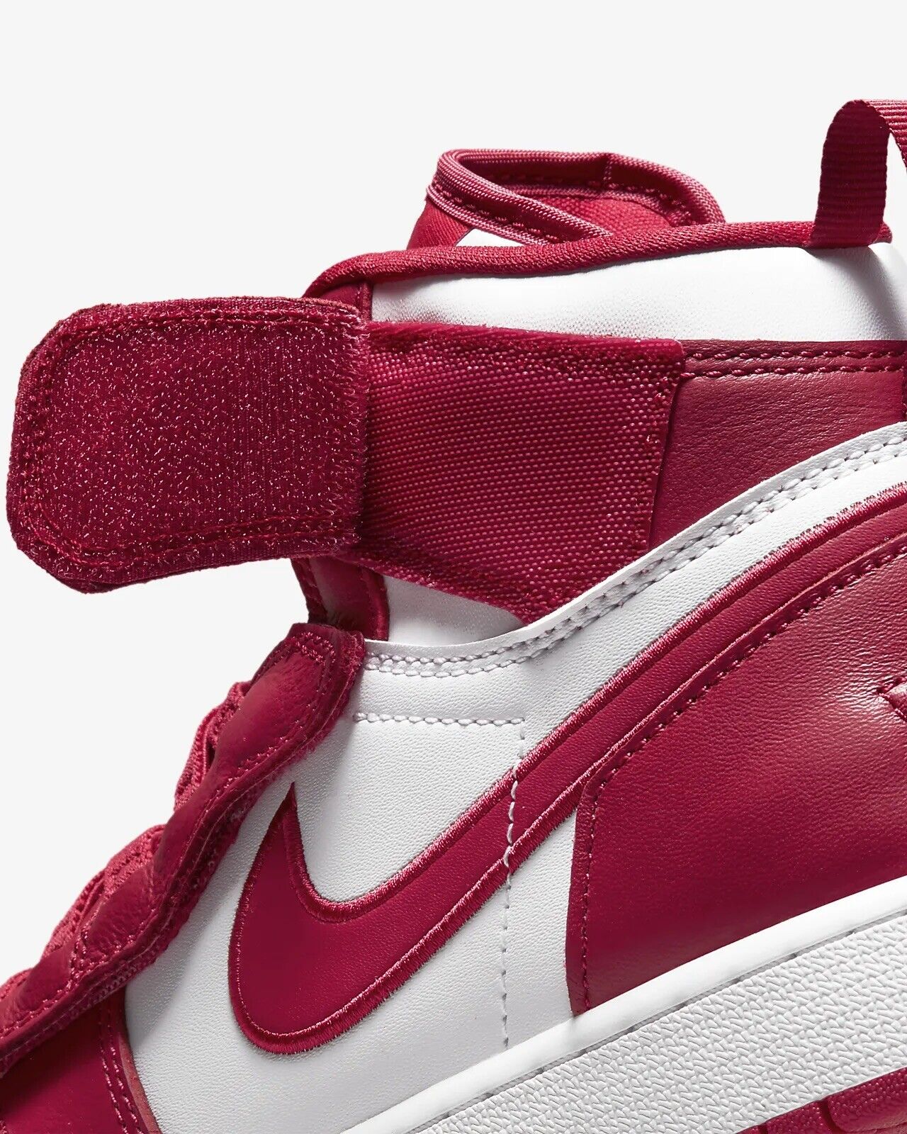 Tenis Nike Air Jordan 1 Hi FlyEase Cardinal Red