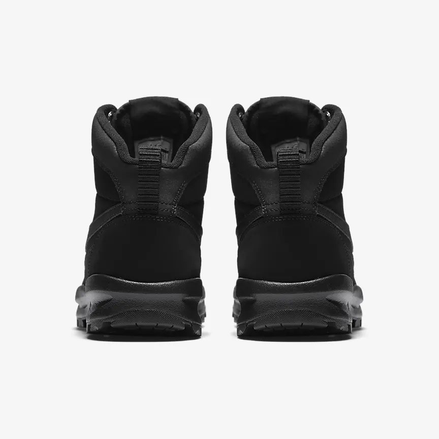 BOTAS NIKE MANOADOME TRIPLE BLACK