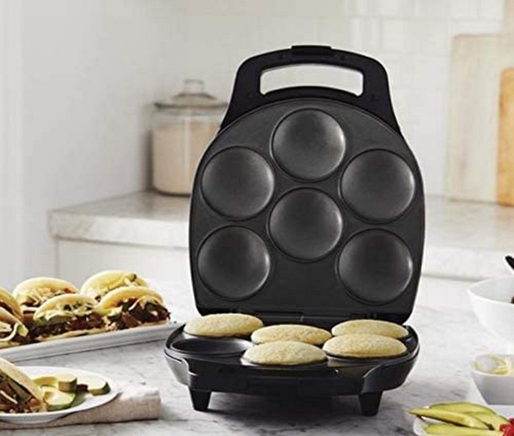 Tosty Arepa Negro Capacidad 6 Arepas Cierre Seguridad Oster