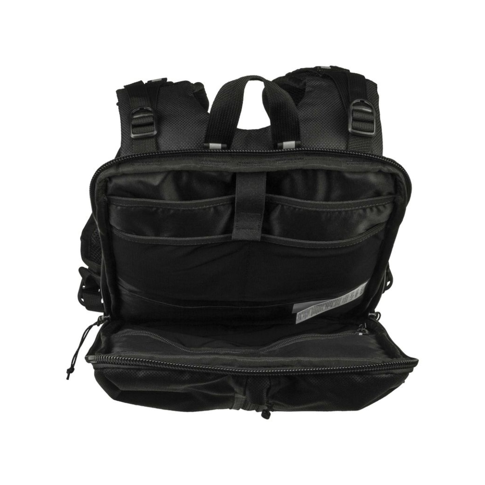 Mochila con capucha Puma Pace Hooded negra 075301 01.