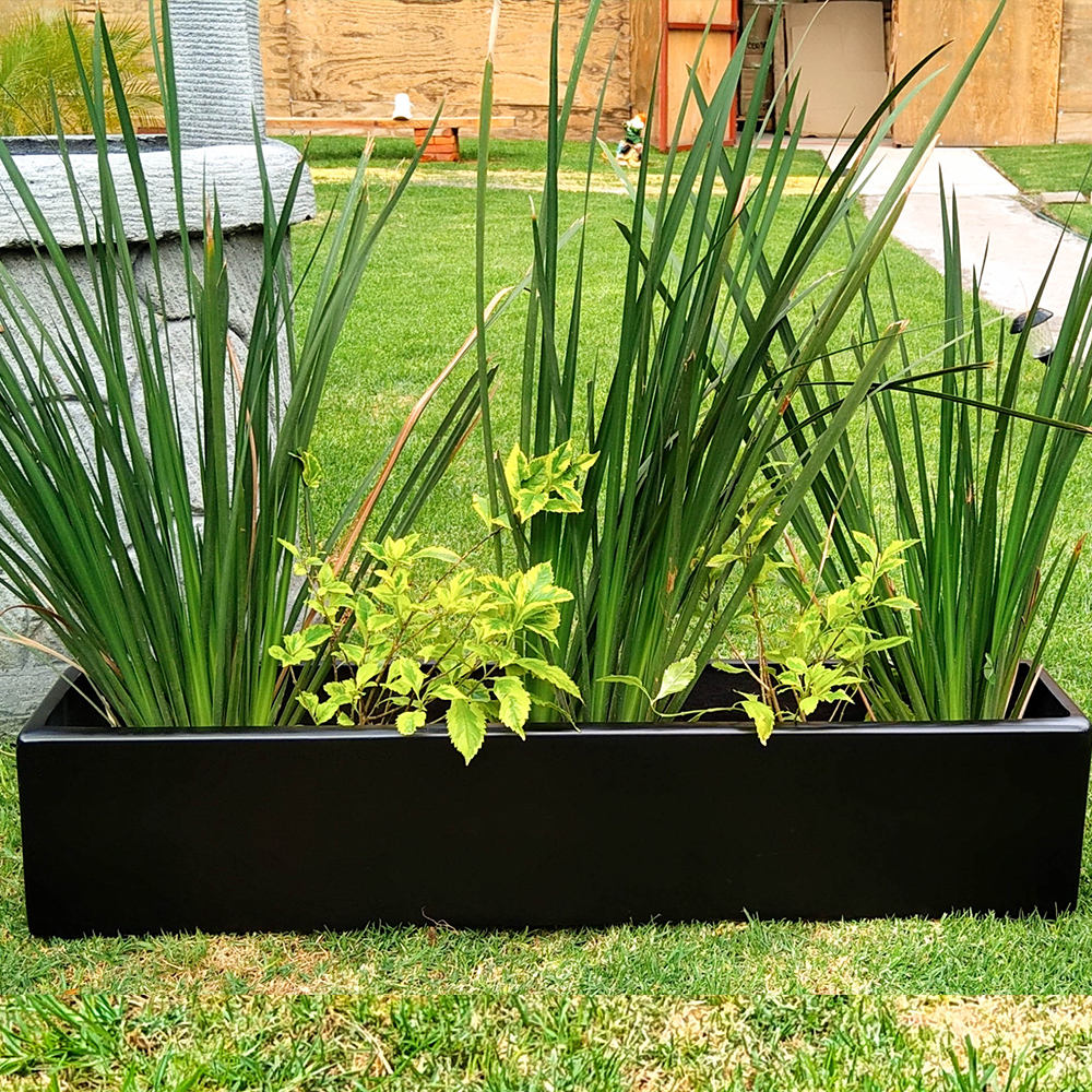 Maceta Jardinera de Fibra de Vidrio de 60 X 20 X 20 Chocolate*