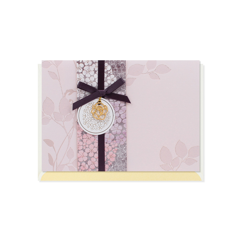 Tarjeta Premium Rosa Floral con Aplicaciones