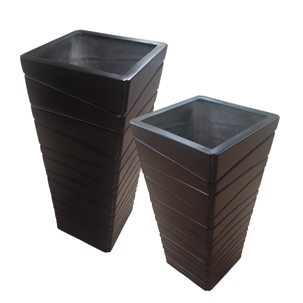 Maceta de fibra de vidrio modelo Obeline mediano chocolate*