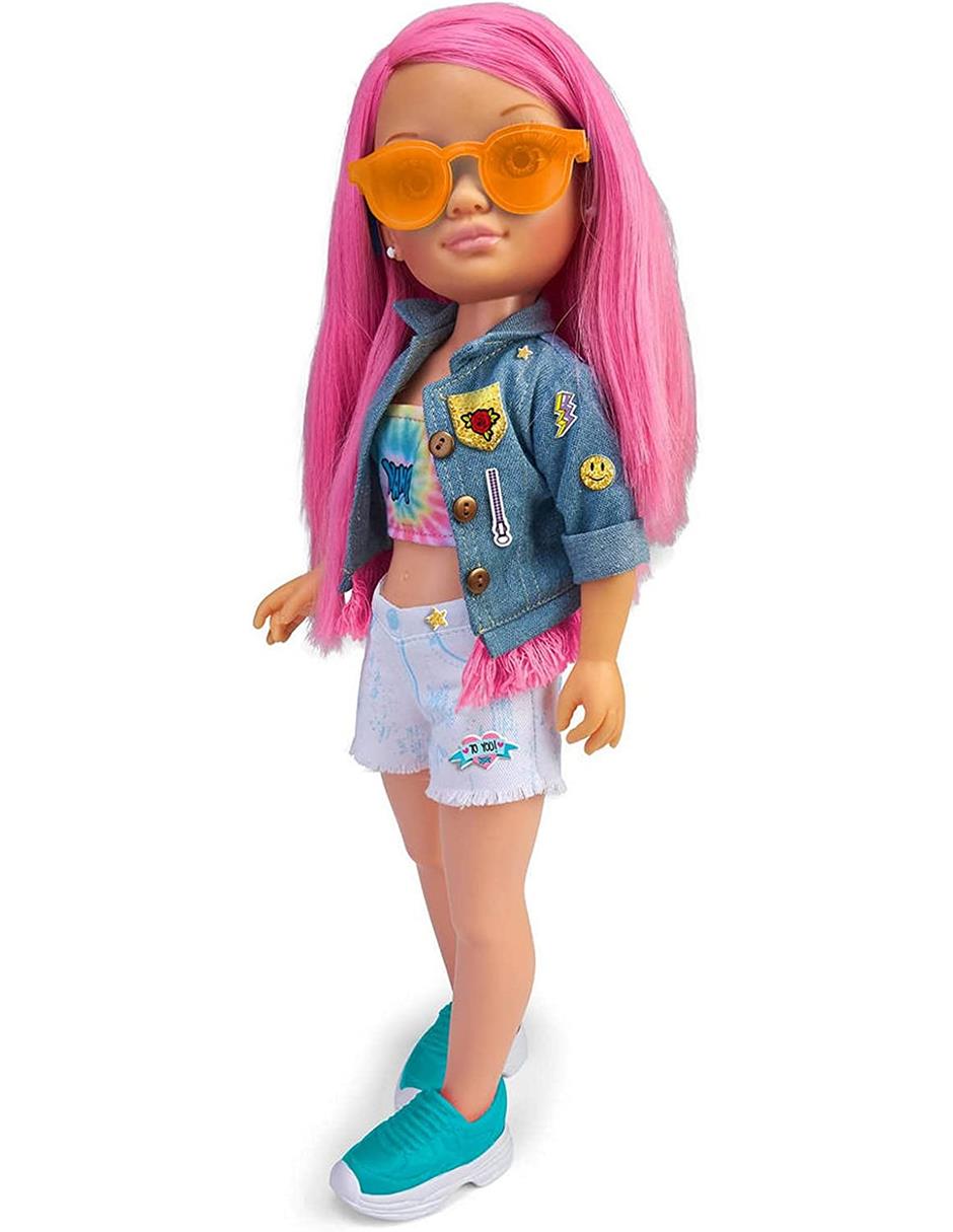 Nancy Un Día Brillando En La Oscuridad