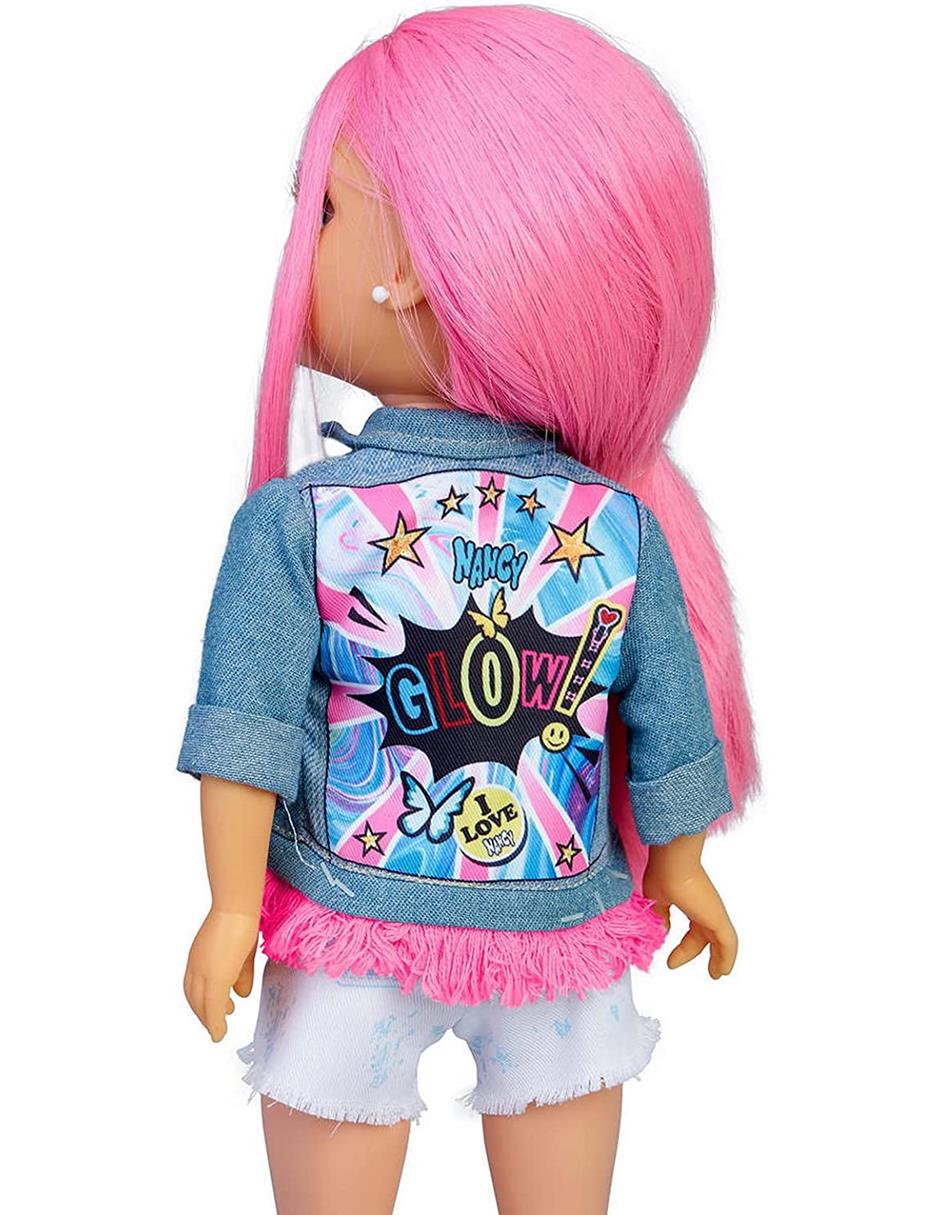 Nancy Un Día Brillando En La Oscuridad