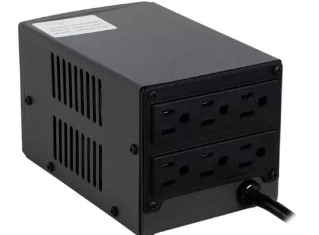 Regulador de Voltaje Koblenz ER-2800 de Gran Capacidad