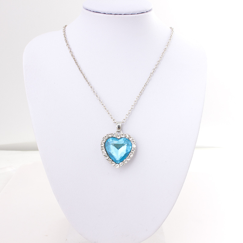 Collar Con Dije Corazon Del Oceano Titanic