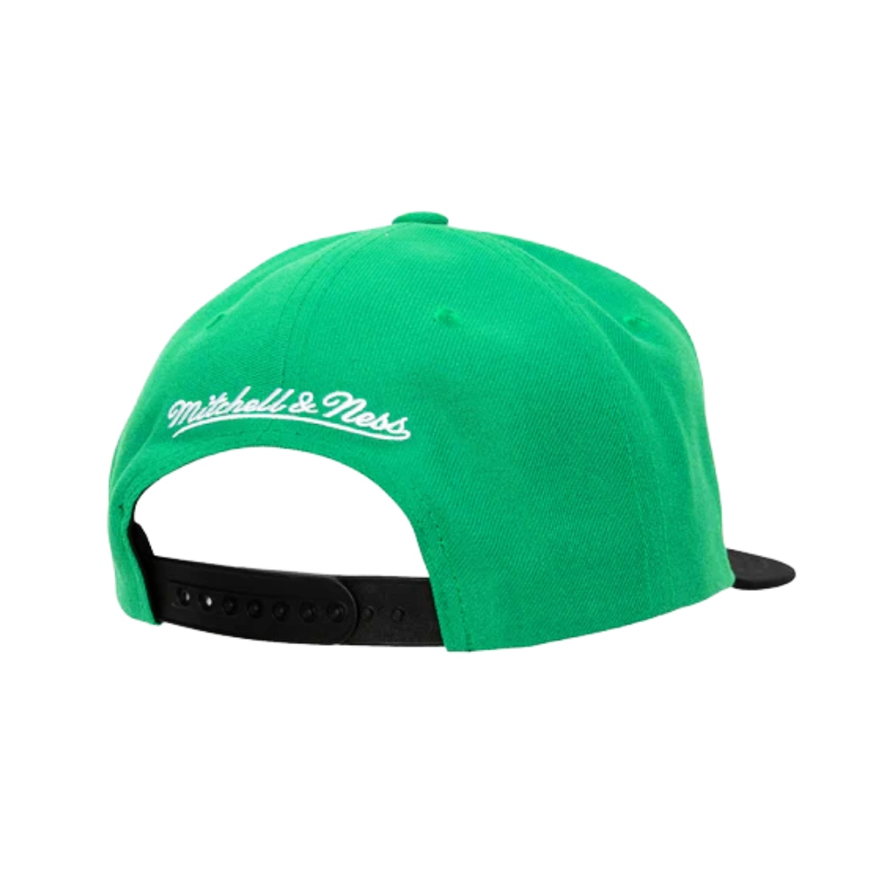 GORRA MITCHELL & NESS CHICAGO BULLS VERDE JS190791