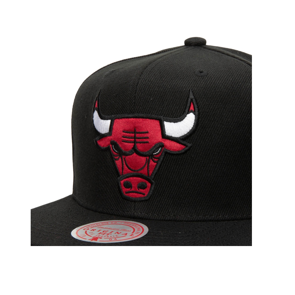 GORRA MITCHELL & NESS SNAPBACK CHICAGO BULLS NEGRO 21292411