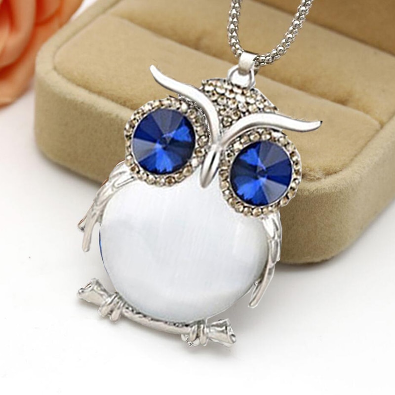 Collar De Buho De Con Cristal