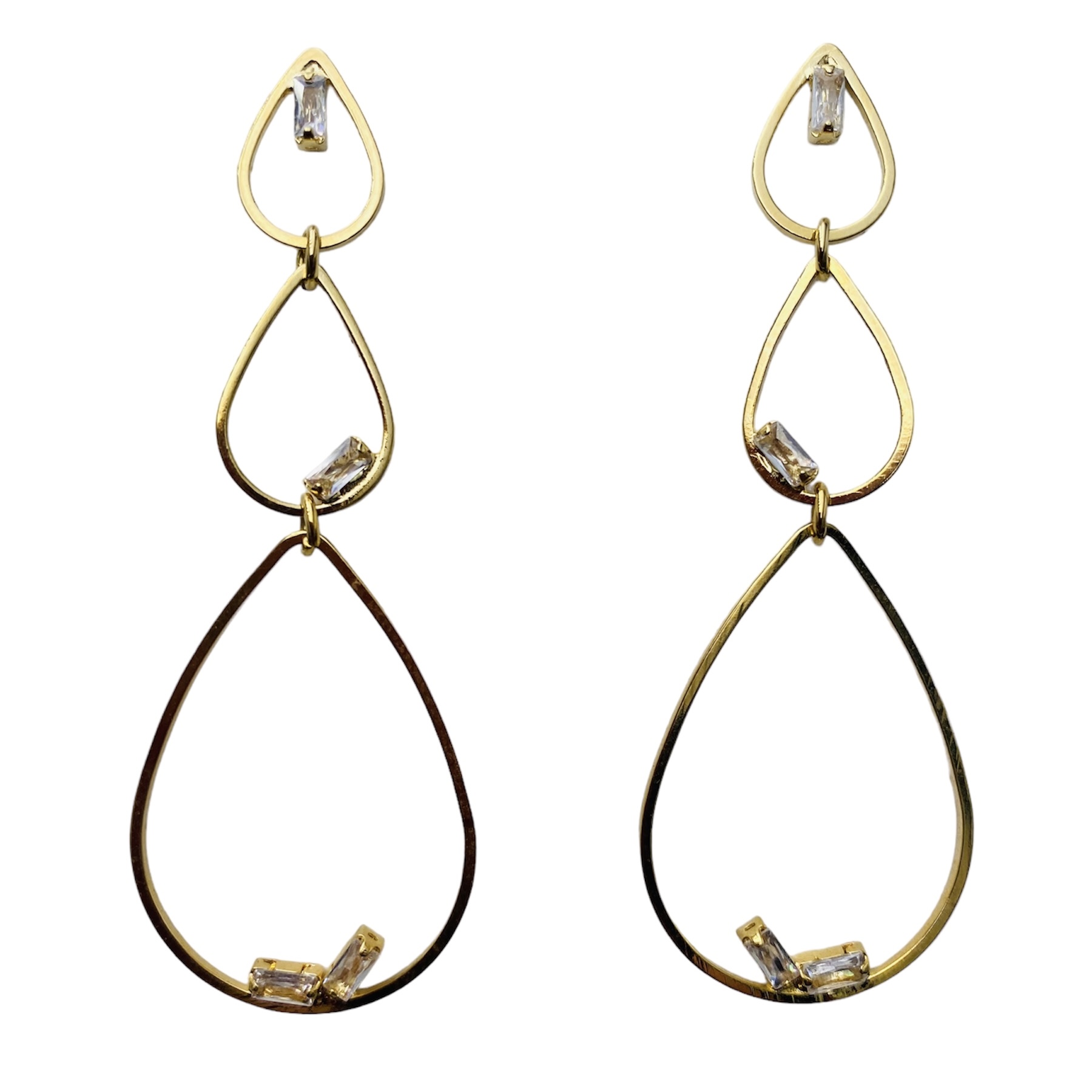 Aretes largos con 3 Gotas- Baño de oro 18K- aretes dorados