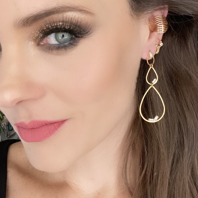 Aretes largos con 3 Gotas- Baño de oro 18K- aretes dorados