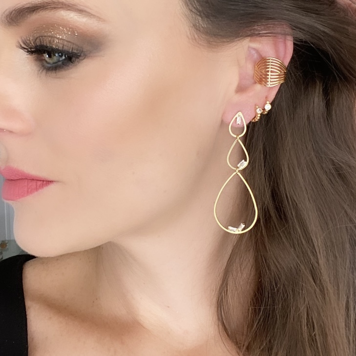 Aretes largos con 3 Gotas- Baño de oro 18K- aretes dorados