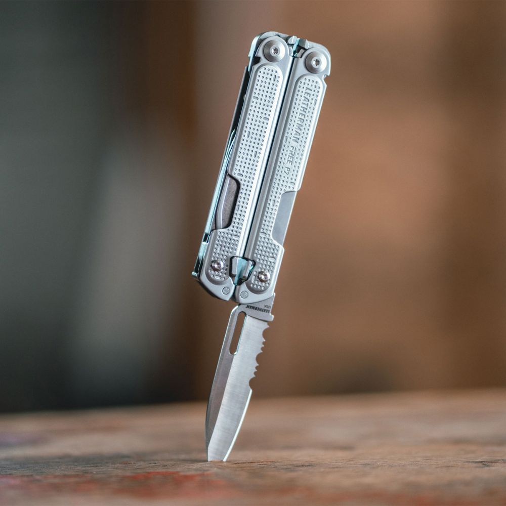 Multiherramienta FREE P2 Plata Leatherman