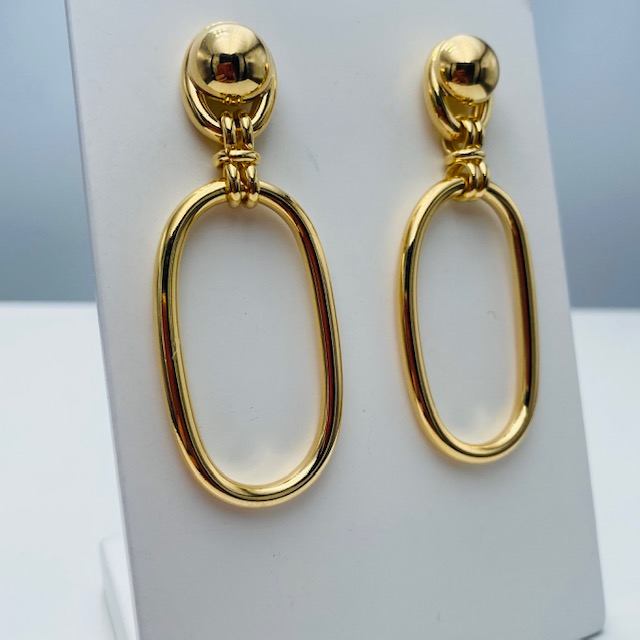 Aretes grandes y largos- Baño de oro 18k- Aretes dorados