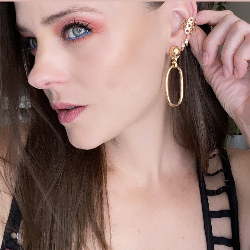 Aretes grandes y largos- Baño de oro 18k- Aretes dorados