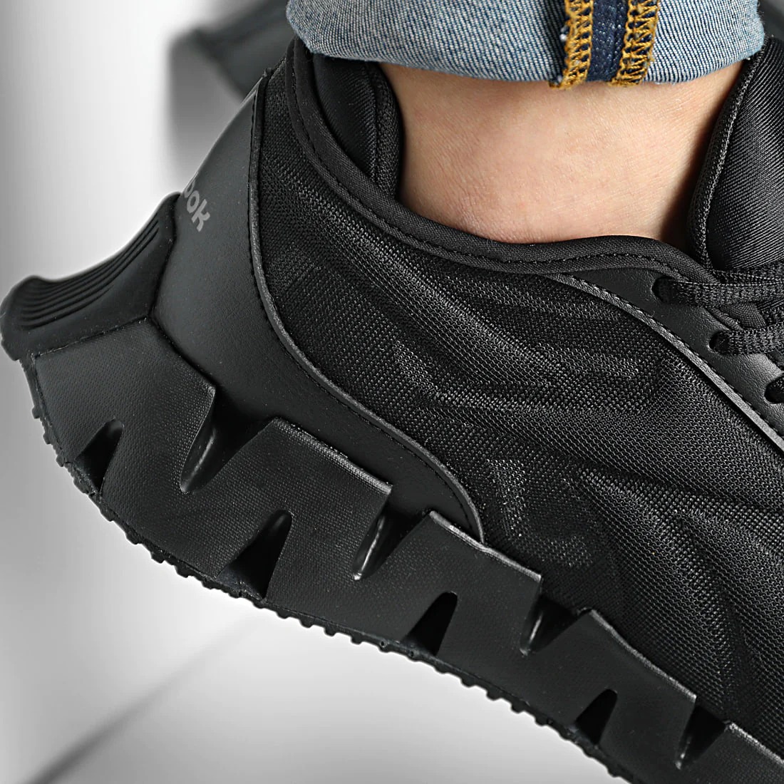 Tenis Reebok Zig Dynamica 3 GY1479 Entrenamiento Running