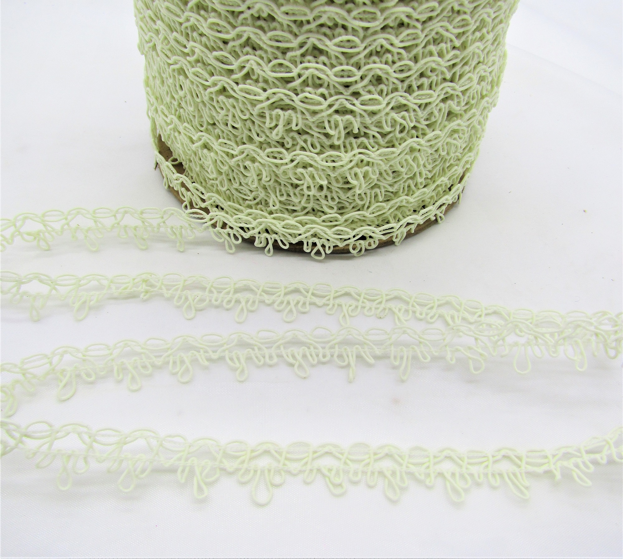 CUBRE COSTURA GALON DE ARTISELA MODELO 752 ROLLO 100 METROS