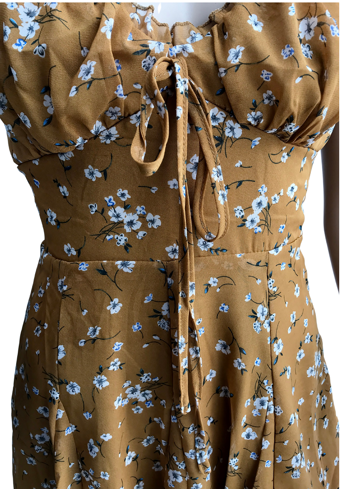 Vestido ligero corto con tirantes y estampado floral Papermoon