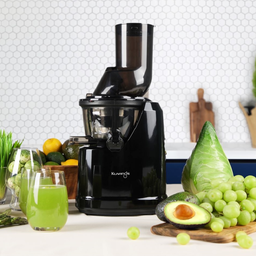 Extractor de jugos Kuvings de prensado en frío B1700 black