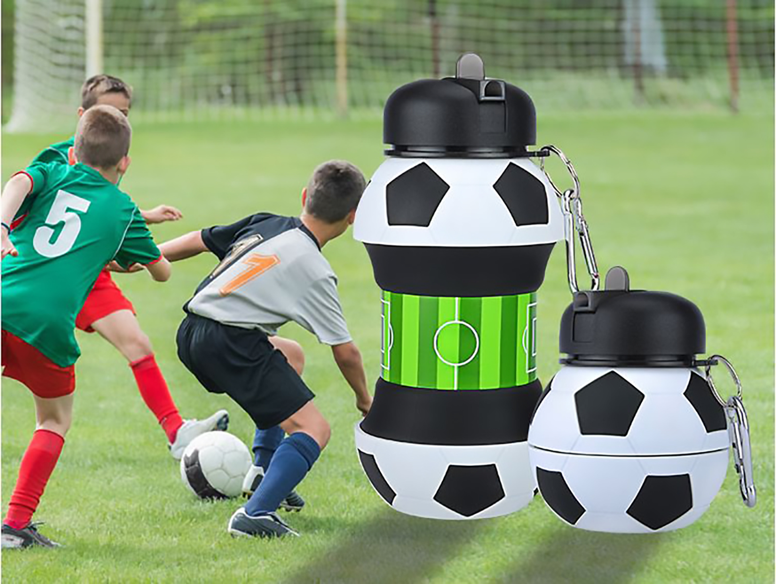 MADIOLA Botella de Agua Deportiva en forma de balón de Futbol Soccer. Botella plegable para Viaje. Termo para niños