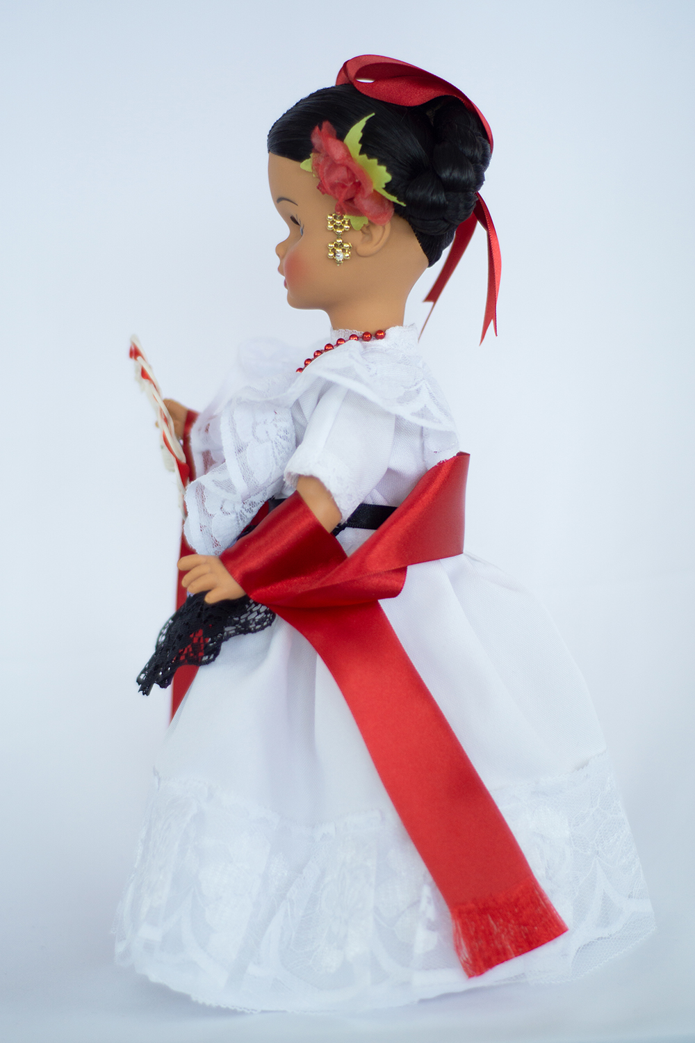 Eulalia Colecciones- Muñeca Mexicana Modelo Veracruz. Pieza de colección de 38 cm. Hecha a Mano. Creación Original, variedad de colores en telas, detalles y accesorios.
