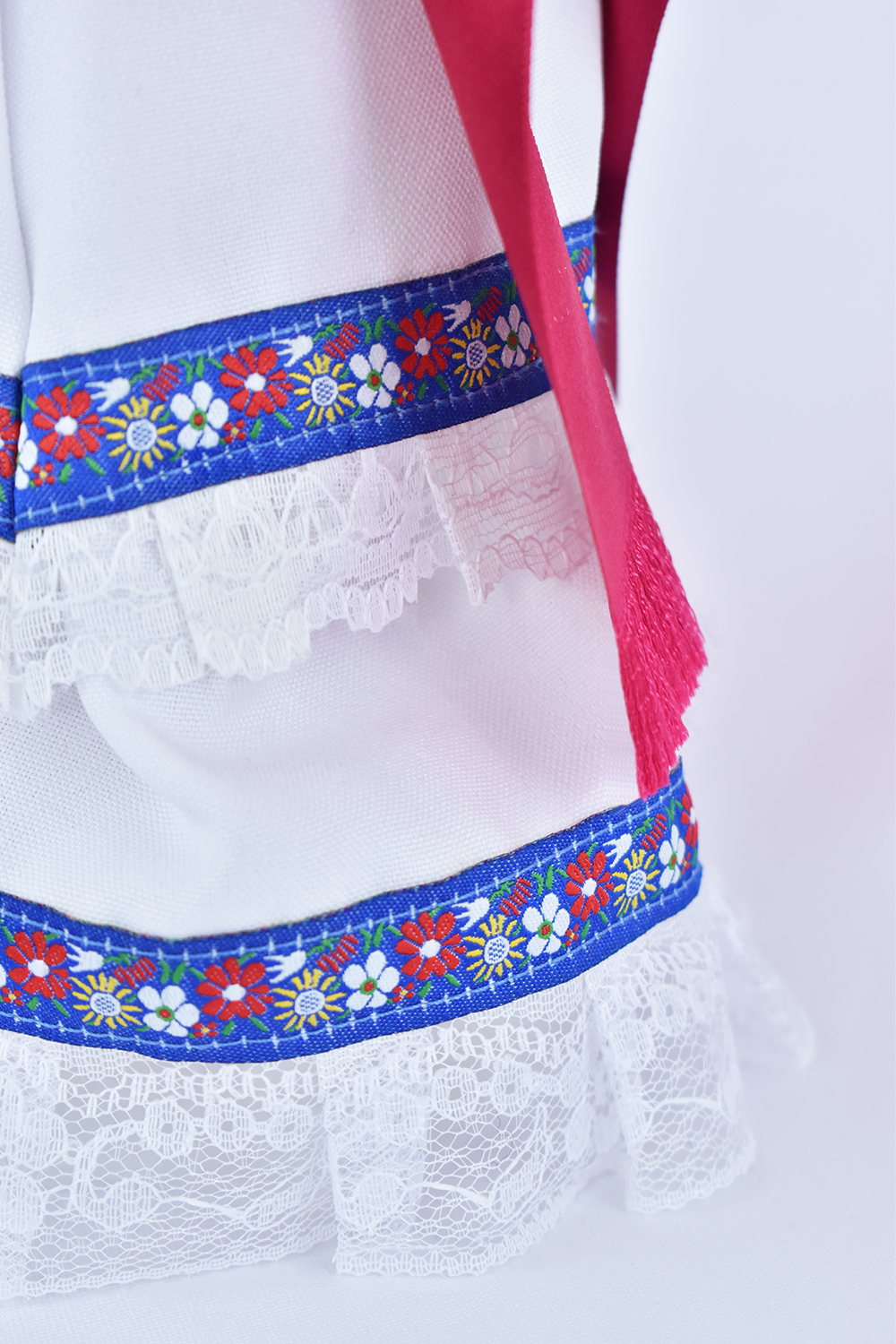 Eulalia Colecciones- Muñeca Mexicana Modelo Yucatán. Pieza de colección de 38 cm. Hecha a Mano. Creación Original, variedad de colores en telas, detalles y accesorios.