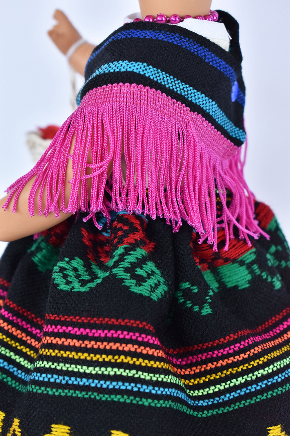 Eulalia Colecciones- Muñeca Mexicana Modelo Querétaro. Pieza de colección de 38 cm. Hecha a Mano. Creación Original, variedad de colores en telas, detalles y accesorios .
